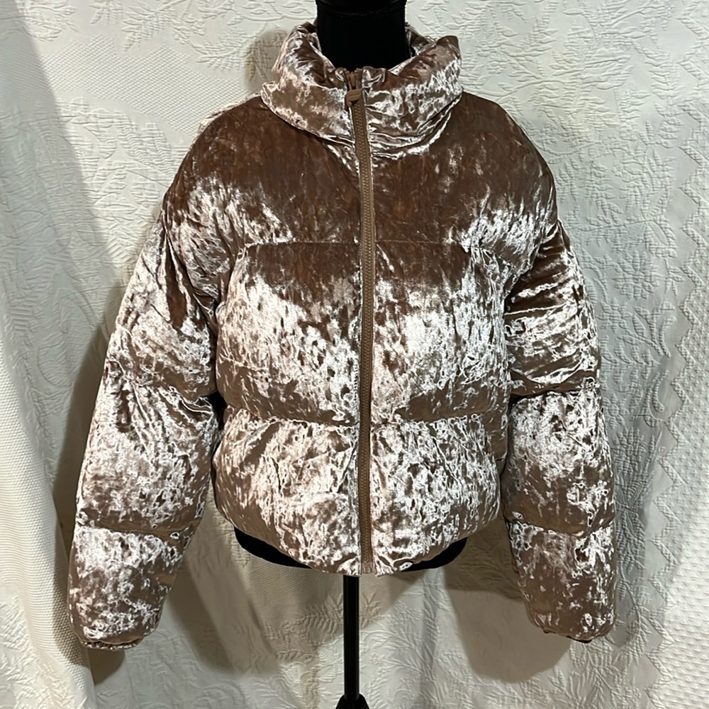 Fabletics velour puffer jacket, size large